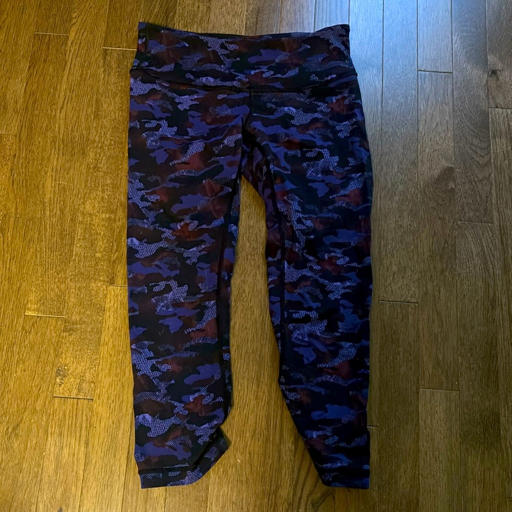 Lululemon wonder under